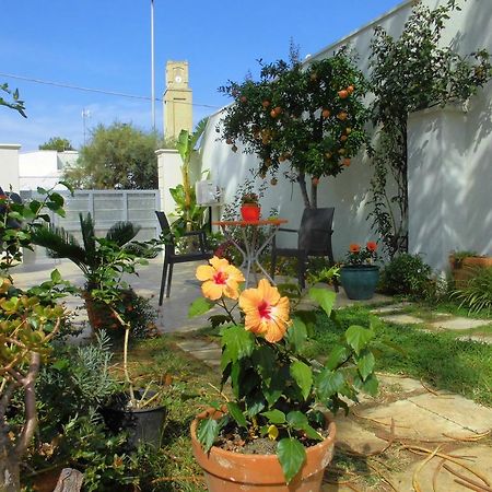 トッレ・サン・ジョヴァンニ・ウジェント Araucaria Bed & Breakfast エクステリア 写真