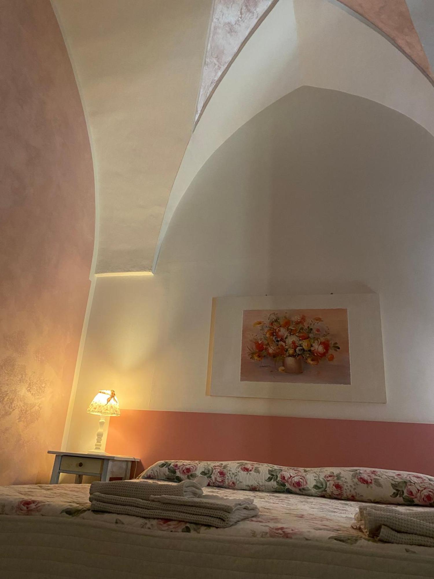 トッレ・サン・ジョヴァンニ・ウジェント Araucaria Bed & Breakfast エクステリア 写真