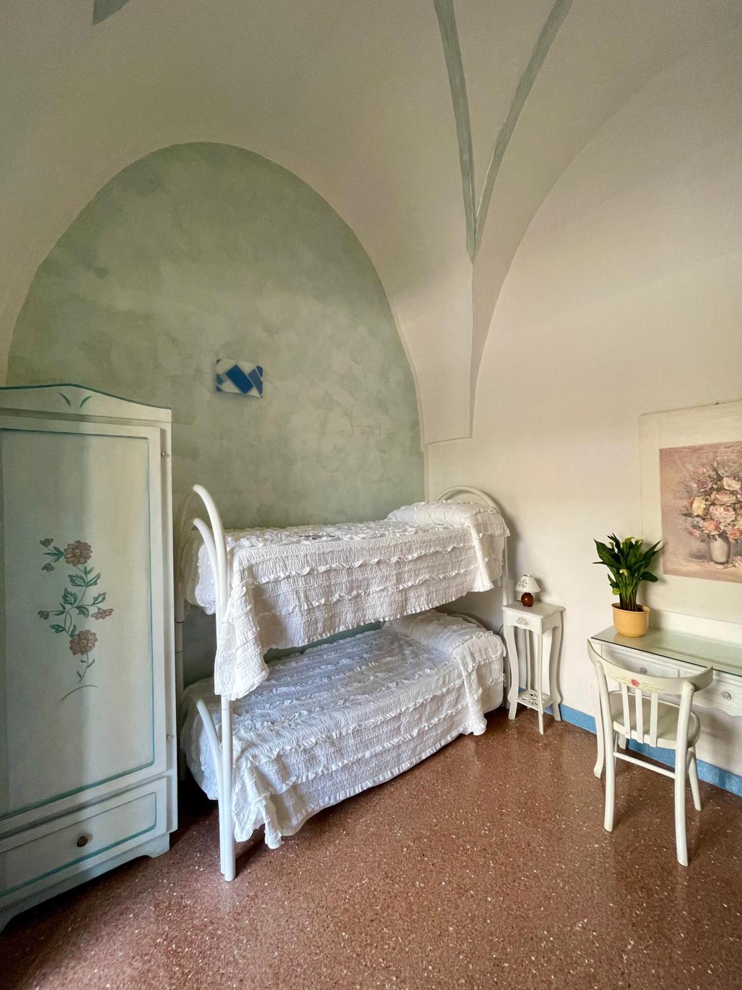 トッレ・サン・ジョヴァンニ・ウジェント Araucaria Bed & Breakfast エクステリア 写真
